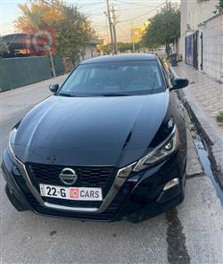 نیسان ئەلتیما